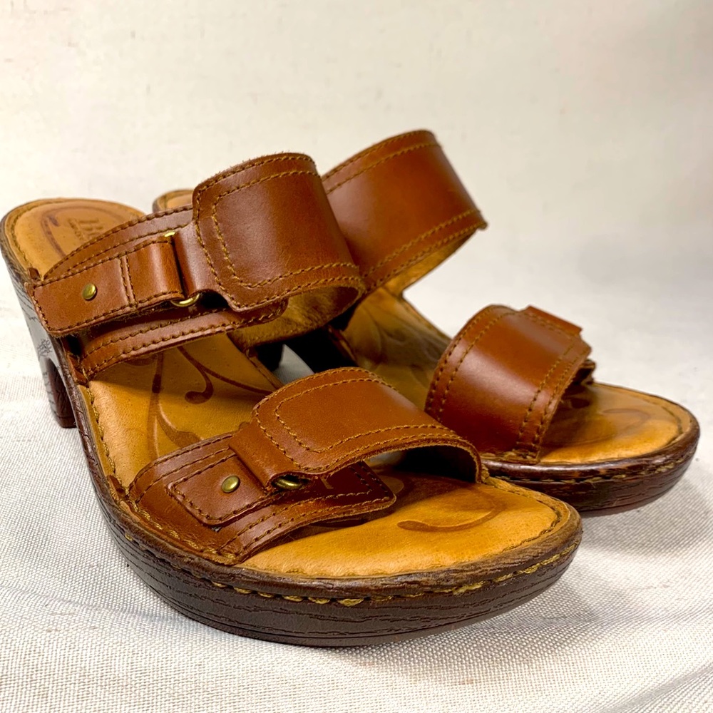 BORN SANDALS